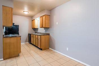 Fully furnished kitchen